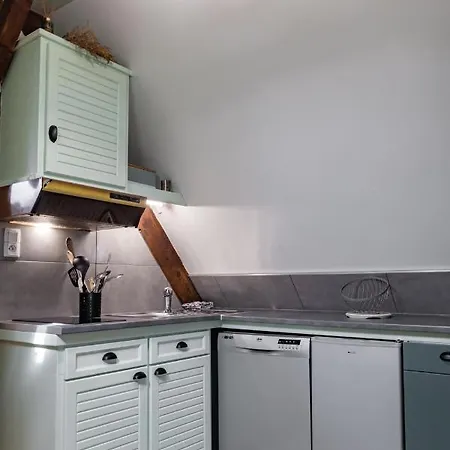 Joli 2 Pers Dans Les Remparts De Apartment