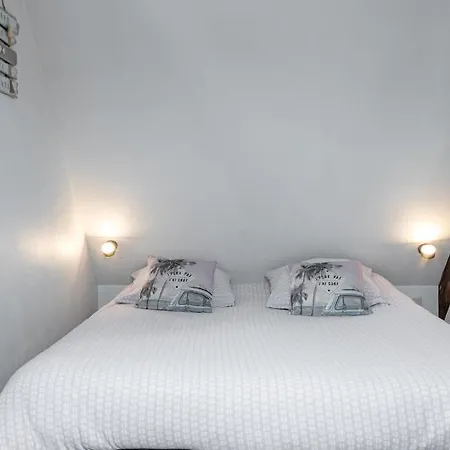 Joli 2 Pers Dans Les Remparts De Apartment Guerande