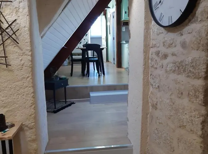 Joli 2 Pers Dans Les Remparts De 盖朗德