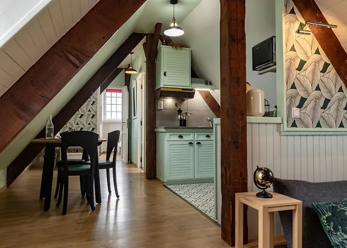 Joli 2 Pers Dans Les Remparts De 公寓 *