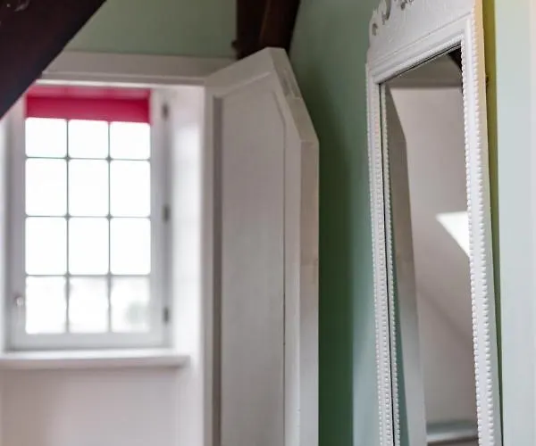 Joli 2 Pers Dans Les Remparts De * 盖朗德