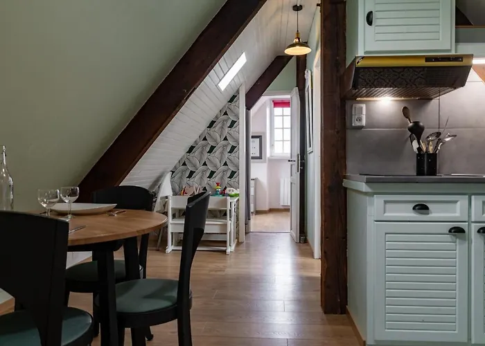 Joli 2 Pers Dans Les Remparts De 公寓 *